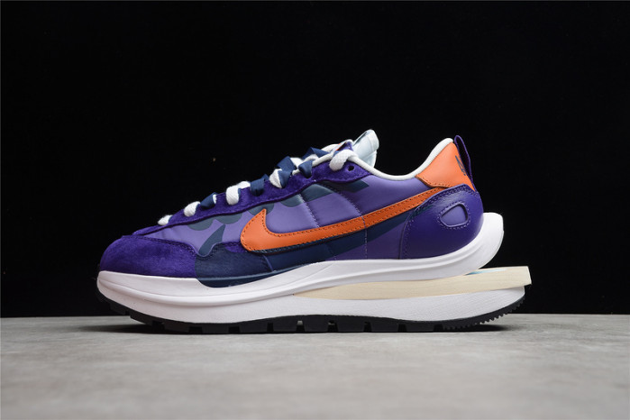 sacai x VaporWaffle ''Dark Iris'' - Nike - DD1875 500