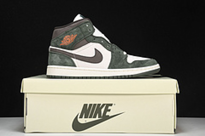 Air Jordan 1 Mid Green Moss Grey 554766-002