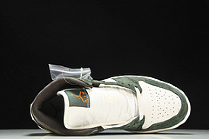 Air Jordan 1 Mid Green Moss Grey 554766-002