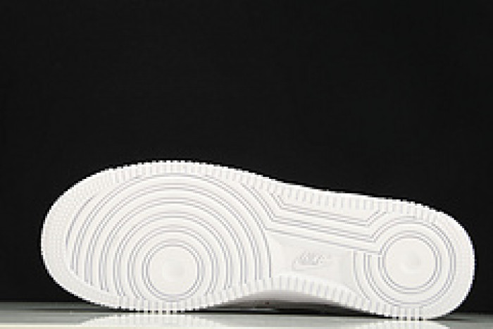 S*p*e x nk air force 1 low cu9225-101