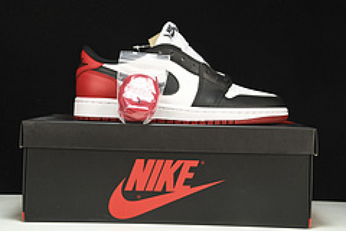 Jordan 1 Retro Low Chicago (2016) 705329-600