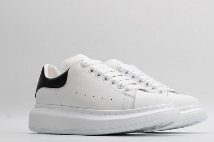 Alexander McQueen sneaker