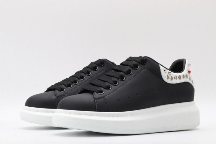 Alexander McQueen sneaker