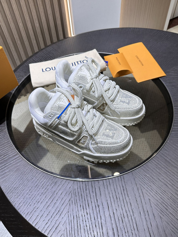 L&V SNEAKERS