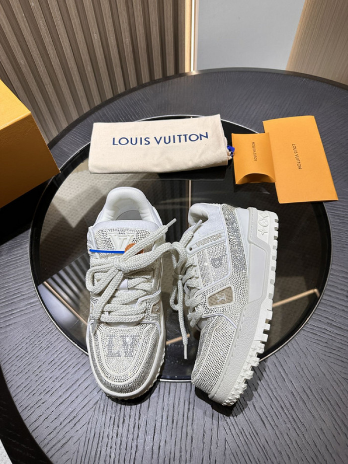 L&V SNEAKERS