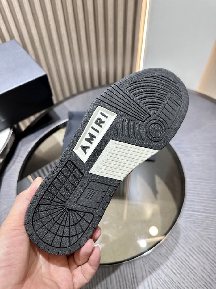 AM1R1 SNEAKERS