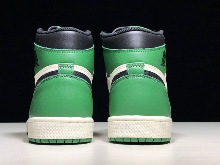 AIR JORDAN 1 RETRO HIGH OG 555088-302