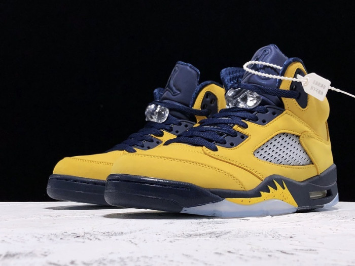 AIR JORDAN 5 RETRO SP MICHIGAN CQ9541-704