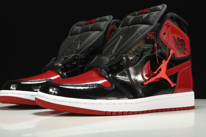 AIR JORDAN 1 BRED PATENT LEATHER 555088-063