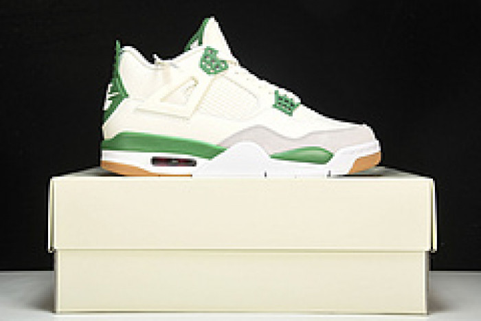 Jordan 4 Retro SB Pine Green - DR5415-103