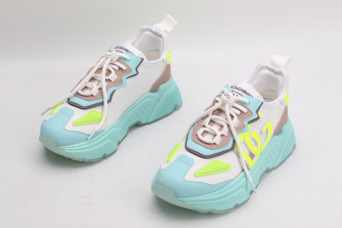 DG sneaker