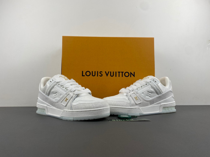 L&V SNEAKERS