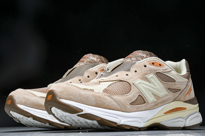 New Balance M990SZ3