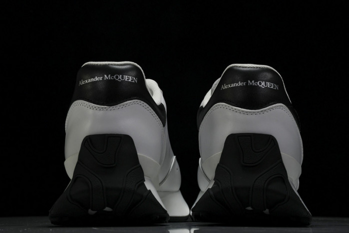 Alexander McQueen sneaker