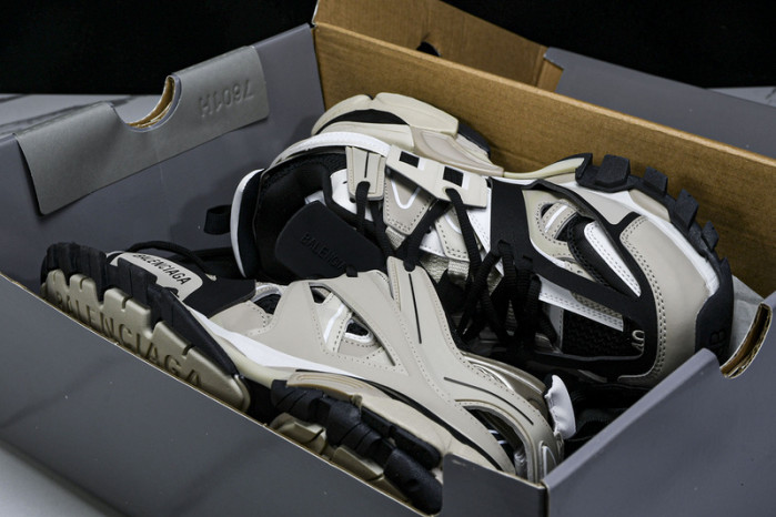 BLEN Track W3AC4 8071