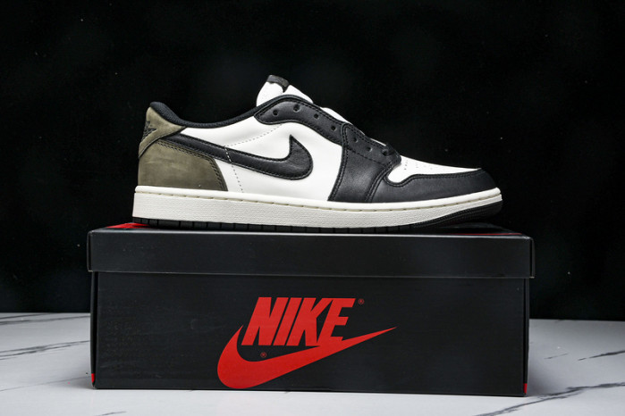 Air Jordan 1 Low OG “Mocha” CZ0790-102