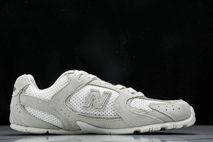 New Balance Mi­u