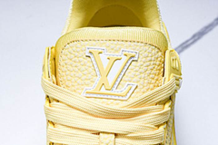 L&V SNEAKERS