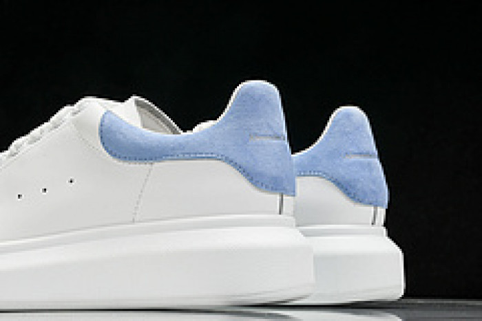 Alexander McQueen sneaker