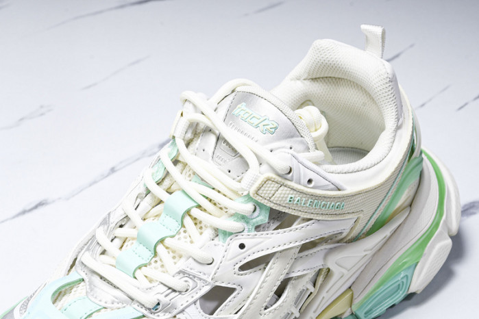 BLEN Track W3AE2 3911