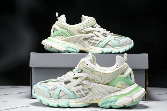 BLEN Track W3AE2 3911