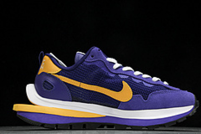 Sacai x Nk VaporWaffle 3.0 CV1363-103