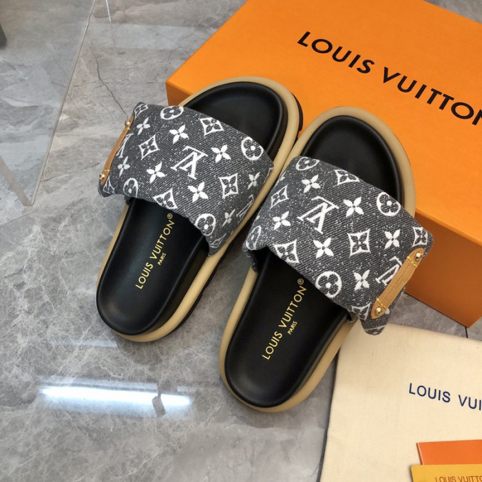 L&V SLIPPERS