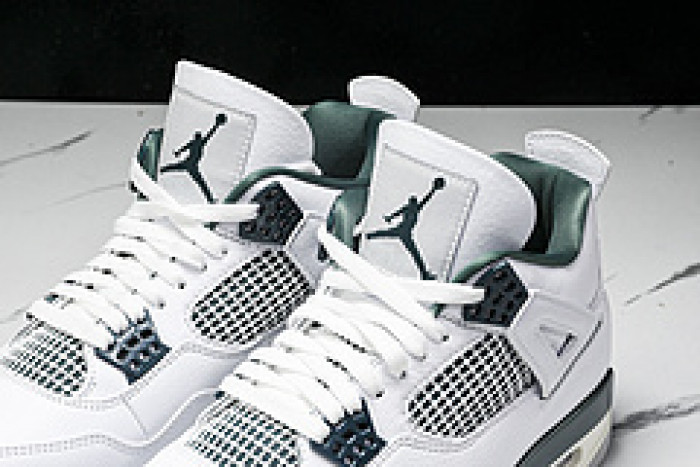 Air Jordan 4 “Oxidized Green” FQ8138-103