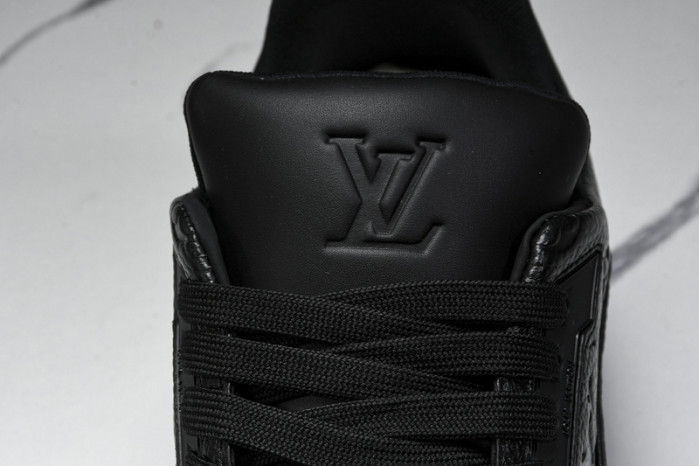 L&V SNEAKERS