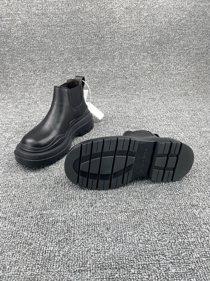 Bo*te*ga ve*ne*ta sneaker