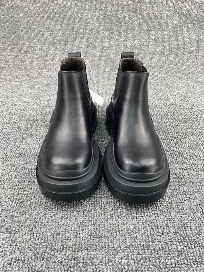 BOTTEGA VENETA SNEAKER