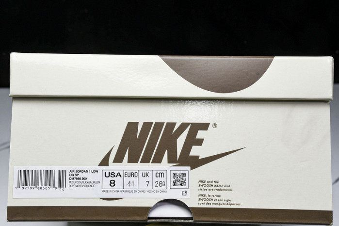 Travis Scott x Air Jordan 1 Low OG DM7866-200