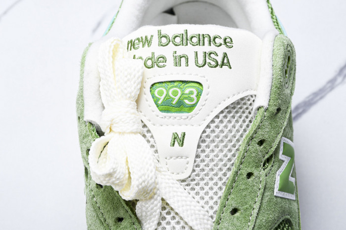 New Balance U993GW