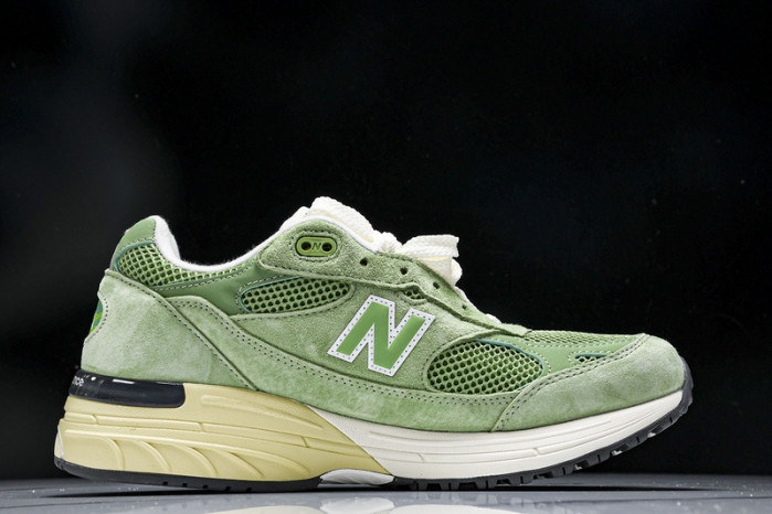 New Balance U993GW