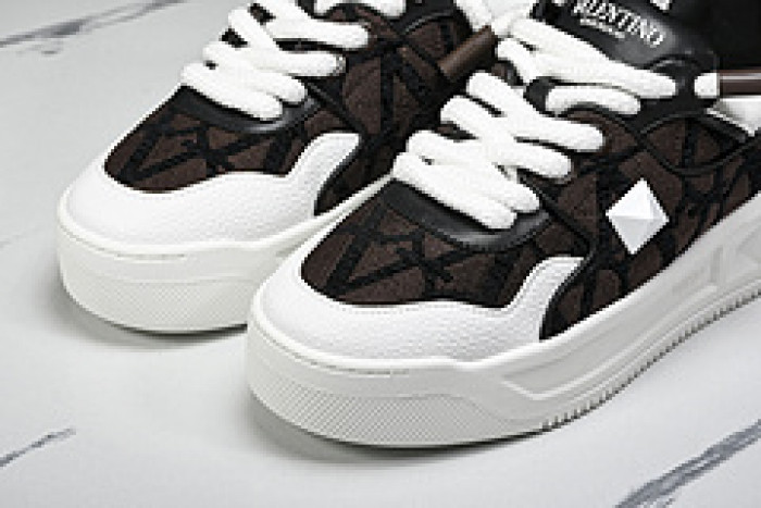 VALEN DESIGNER SNEAKERS