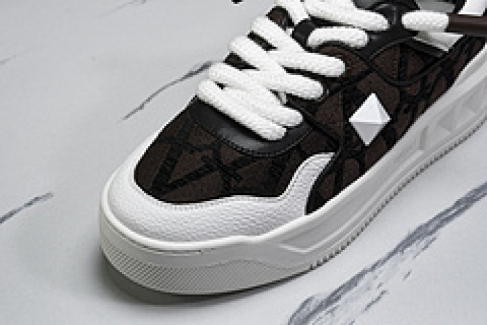 VALEN DESIGNER SNEAKERS