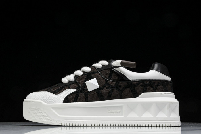 VALEN DESIGNER SNEAKERS