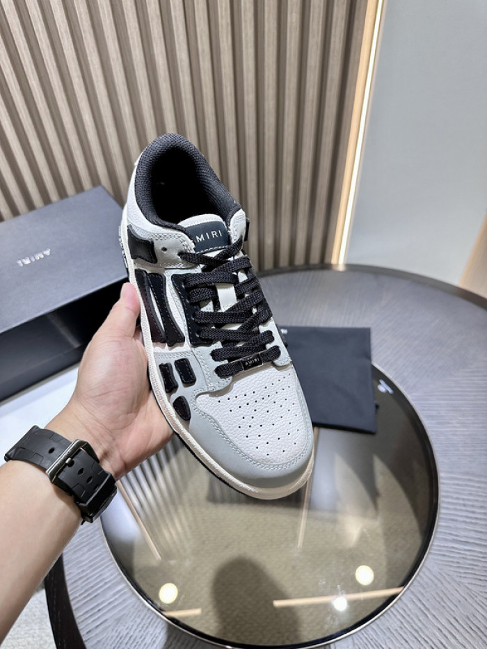 AM1R1 SNEAKERS