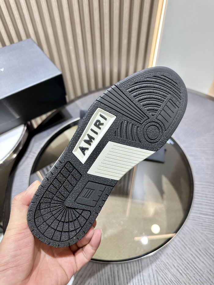 AM1R1 SNEAKERS