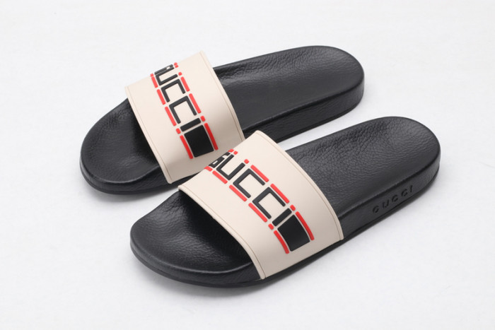 G DESIGNER SLIPPERS