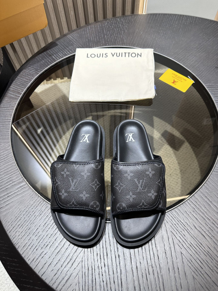 L&V SLIPPERS