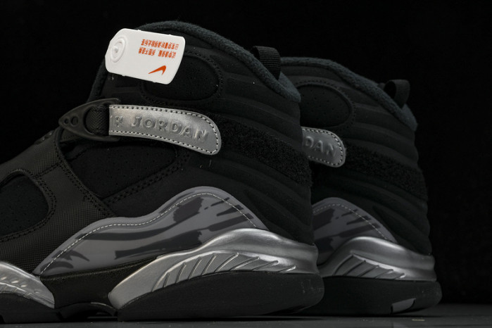 AIR JORDAN 8 RETRO Winterized “Gunsmoke” 305381-025