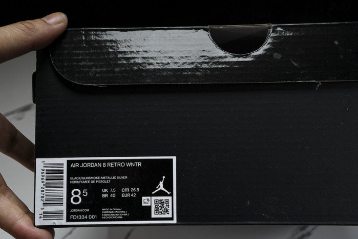 AIR JORDAN 8 RETRO Winterized “Gunsmoke” 305381-025