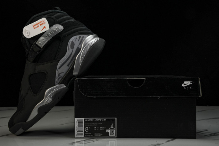 AIR JORDAN 8 RETRO Winterized “Gunsmoke” 305381-025