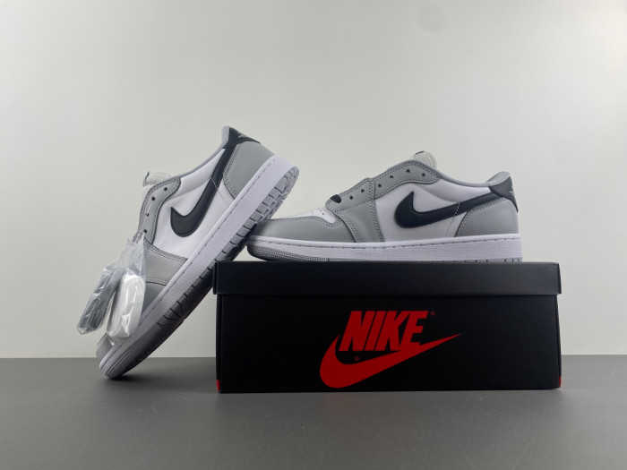 Air Jordan 1 Low OG “Black Toe” CZ0790-110