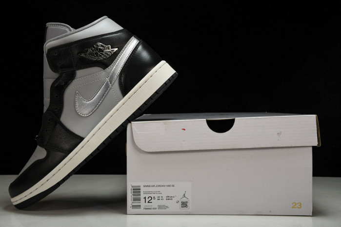 WMNS Air Jordan Mid SE FB9832-002