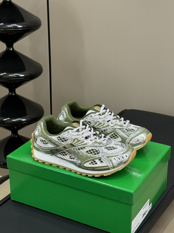 BOTTEGA VENETA SNEAKER