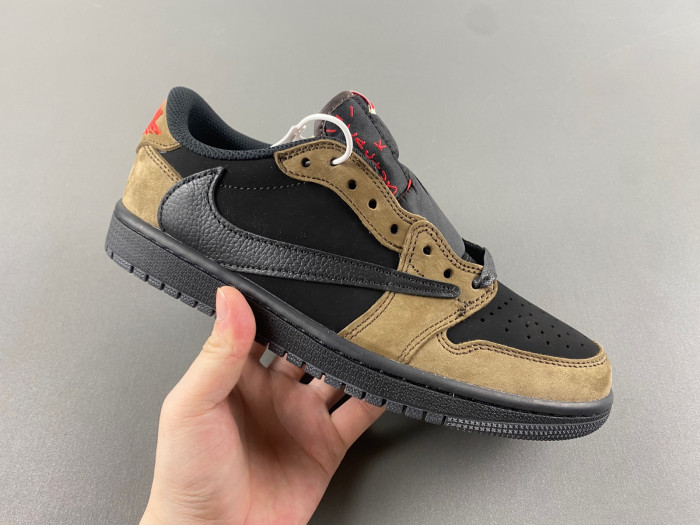 Travis Sco tt x Air Jordan 1 Low OG DM7866-202