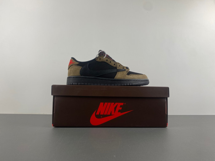Travis Sco tt x Air Jordan 1 Low OG DM7866-202
