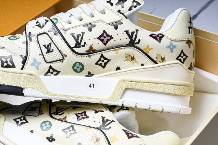 L&V SNEAKERS